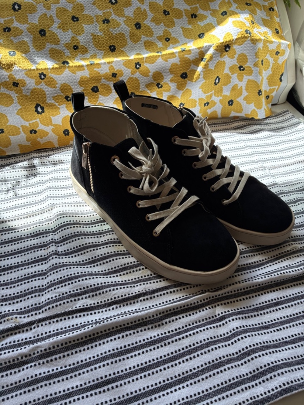 Women's Black High-Top Athletic Sneakers with Cream Laces
